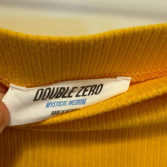 Double Zero Mustard Ribbed Top - Picture 2 of 2